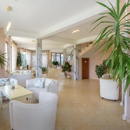 Club Bor 4* 벨린그래드