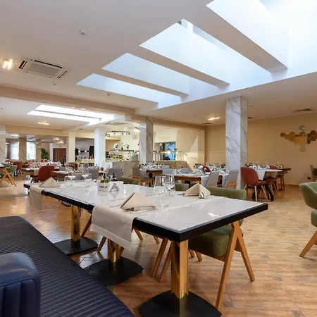Club Bor Hotel 4*