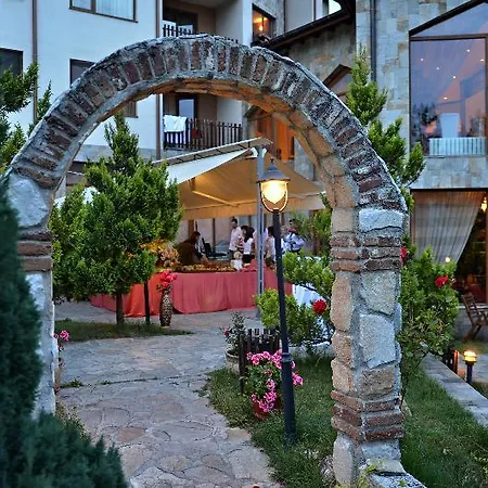 Club Bor Hotel 4*